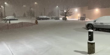 Declaran el estado de emergencia en el oeste de Nueva York por una tormenta de nieve potencialmente peligrosa