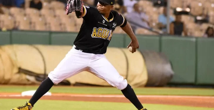 Roenis Elías encabeza blanqueada de las Águilas de tres hits ante Toros