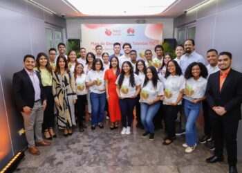 Huawei realiza clausura del programa Semillas para el Futuro 2022