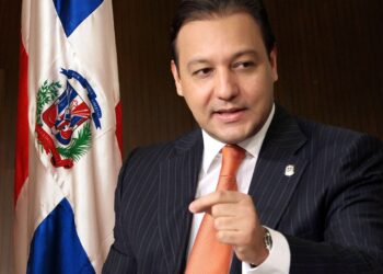 Abel Martínez: “Hay que volver a poner la canasta básica al alcance de la gente”