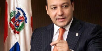 Abel Martínez: “Hay que volver a poner la canasta básica al alcance de la gente”