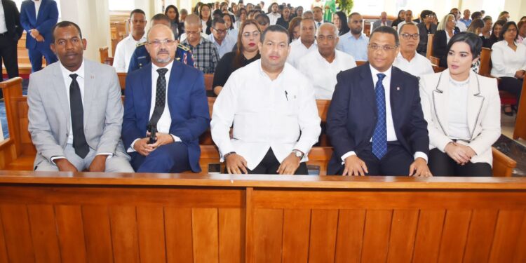 Titulación ha entregado más de 38 mil títulos de propiedad en dos años