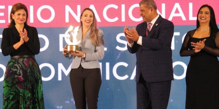 Comisión Nacional de Energía obtiene el Gran Premio Nacional a la Calidad