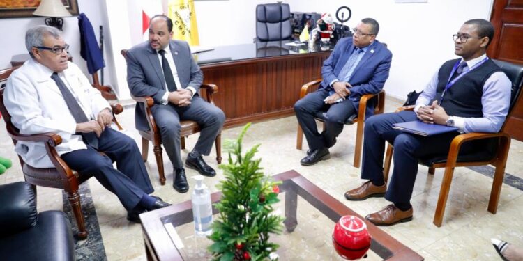 Defensor del Pueblo favorece diálogo CMD y las ARS