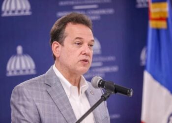 Ito Bisonó sobre extranjeros ilegales: “El que no cumpla con las leyes de RD que se vaya a su país”