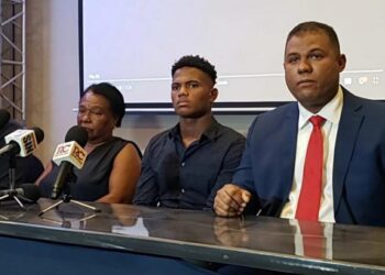 Citan al Gerente General de Los Texas Rangers a comparecer ante corte dominicana por caso Fraidel Liriano