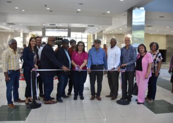 UASD exhibe obras del Premio Nacional de Literatura Manuel Matos Moquete