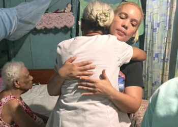 Decenas de familias de escasos recursos en SDO recibieron ayudas sociales  por miembros de la Iglesia Cristiana