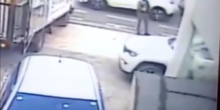 Agente Digesett en estado delicado tras ser atropellado intencionalmente por conductor