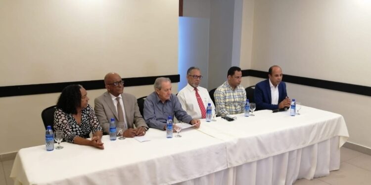 Proponen a partidos alternativos y organizaciones populares asumir precandidatura de María Teresa Cabrera