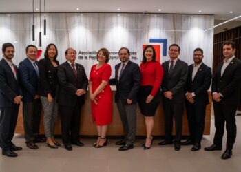 Representantes del BID analizan con la ABA situación y retos del mercado de capitales