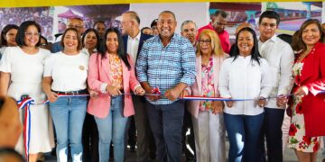 Alcaldía de Santo Domingo Oeste inaugura “El Boulevard de los Famosos”