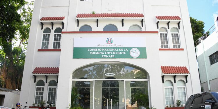 Consejo directivo: "CONAPE carece de facultad para disponer, modificar o retirar presupuesto a ninguna institución"