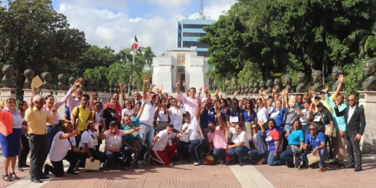 Dirección Regional 15 realiza décimo Rally 2022: Histórico, Cultural y Recreativo