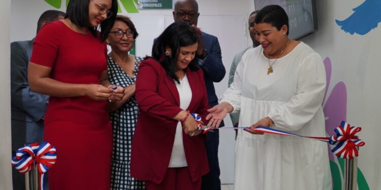 Ayuntamiento de Santo Este inaugura moderno Centro de Servicios Municipales