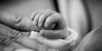 Niña nueve años se convierte en la madre más joven de la historia en Zimbabue