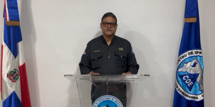 COE emite alerta roja para Montecristi tras colapso de muro de presa construcción