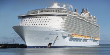 Taíno Bay recibe “Allure of the Seas, uno de los barcos más grande del mundo