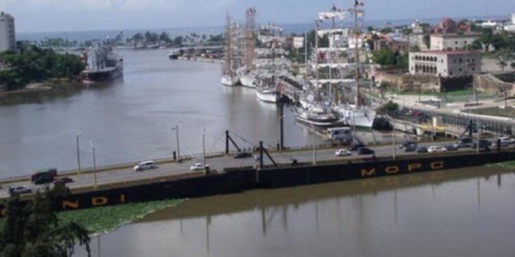 Obras Públicas cerrará nueva vez puente flotante este viernes por espacio de una hora