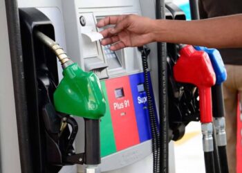 Combustibles se mantiene sin variación, Avtur refleja rebaja de 5 pesos