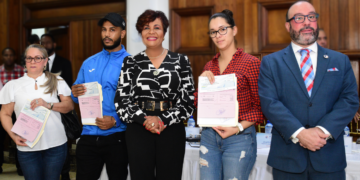 Gobierno inicia pagos a propietarios de vehículos afectados por inundación