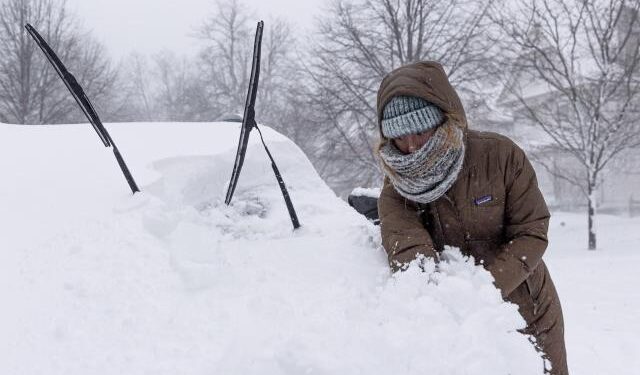 EEUU: Millones de personas se cobijan de una enorme tormenta