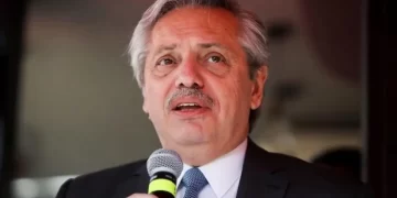 Presidente de Argentina dice Cristina es víctima de una persecución injusta