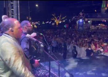 "La Mega Parranda Navideña" conquistó el corazón de Santiago