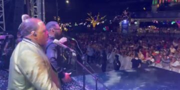 "La Mega Parranda Navideña" conquistó el corazón de Santiago