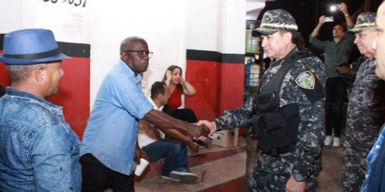 Director PN realiza recorrido de supervisión en sectores