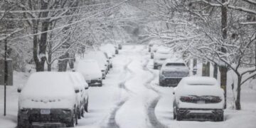 Una enorme tormenta invernal amenaza gran parte de Estados Unidos