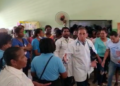 Cruz Jiminián realiza operativo médico y entregan bonos y alimentos del Gobierno