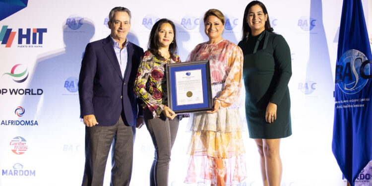 Entregan certificaciones de seguridad BASC a 29 instituciones nacionales