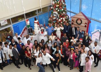 Hospital Hugo Mendoza celebra noveno aniversario destacando su trayectoria de excelencia