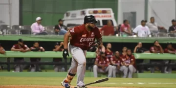 Gigantes suman otra victoria y le niegan el empate a las Estrellas