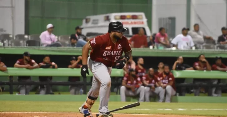 Gigantes suman otra victoria y le niegan el empate a las Estrellas