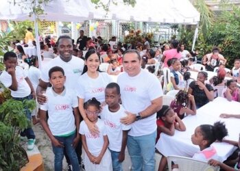 Fundación Sentidos Por Amor, pide a la población dominicana abrazar causas en favor de niñez y los envejecientes