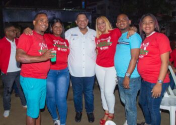 Alcalde Carlos Guzmán declara que empleados de ese cabildo serán los mejores pagados del país