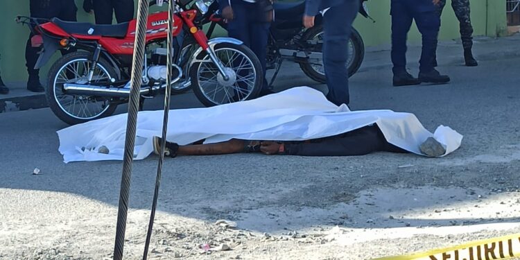 Ultiman dos presuntos delincuentes en San Cristóbal