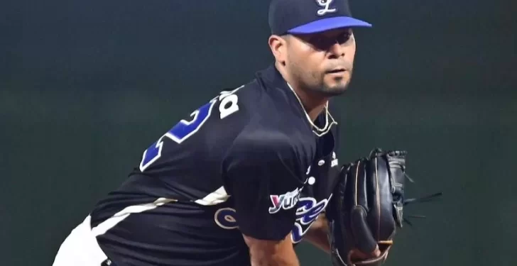 Tigres frenan racha negativa con pitcheo de Rogers y hit de Mazara