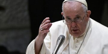 El papa pide la paz para Ucrania y resto de países atormentados por la guerra
