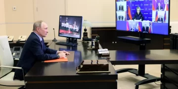 Putin reunió de urgencia a su Consejo de Seguridad tras los ataques a bases aéreas en territorio ruso