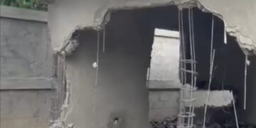 Destruyen edificación era utilizada para venta de sustancias controladas