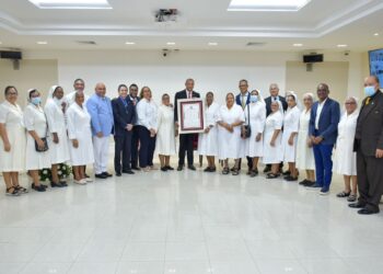 El Senado reconoce a las Hermanas Mercedarias de la Caridad por sus cien años de labor altruista