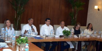 Ministro de Turismo anuncia 250 millones para promover el destino Santiago