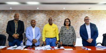 Edeeste se reúne con más de 60 juntas de vecinos y autoridades de Hato Mayor