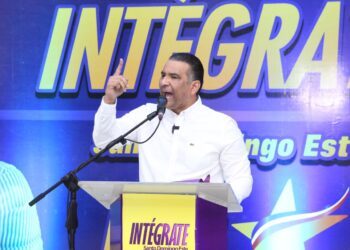 Proponen a Luis Alberto como candidato a alcalde en SDE