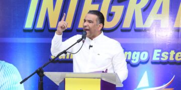 Proponen a Luis Alberto como candidato a alcalde en SDE