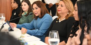 Ministerio de la Mujer realiza encuentro con legisladoras para discutir agenda legislativa de igualdad