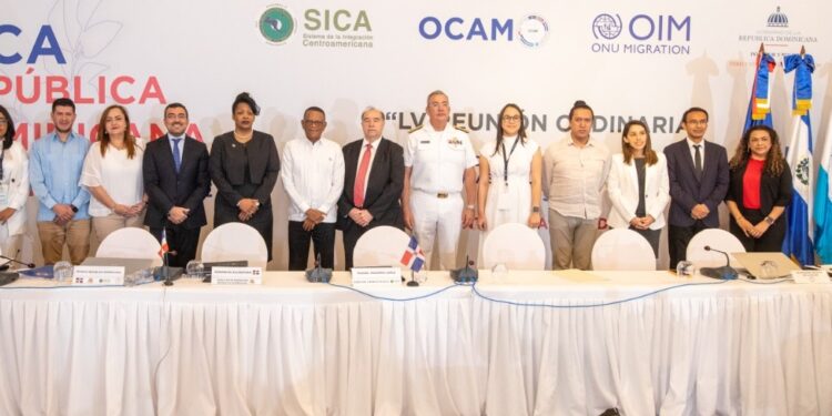 RD Concluye con éxito reunión regional de Directores de Migración  miembros de la OCAM